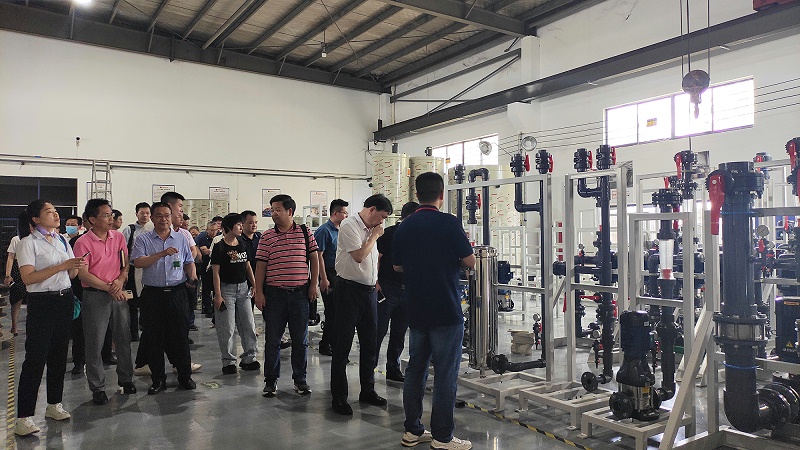 昆山智能制造聯(lián)盟走進(jìn)依斯倍